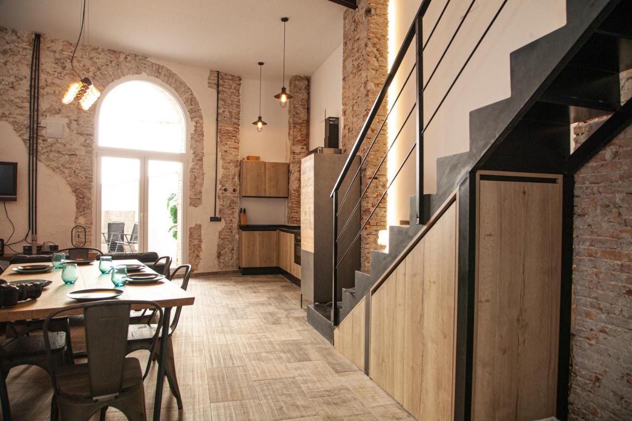 Apartamentos Bocairenthomes, En Pleno Centro De Bocairent, Con Pequena Piscina Y Parking Privado Eksteriør billede