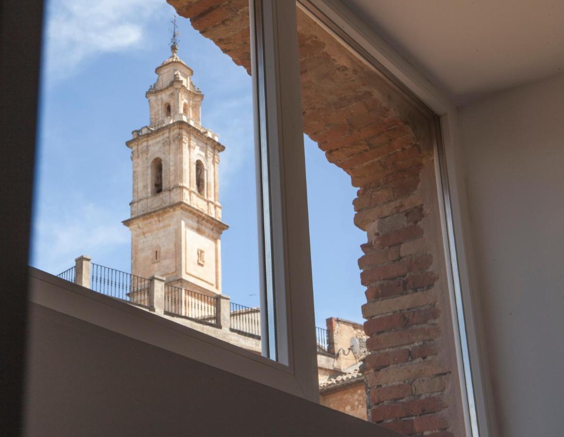 Apartamentos Bocairenthomes, En Pleno Centro De Bocairent, Con Pequena Piscina Y Parking Privado Eksteriør billede