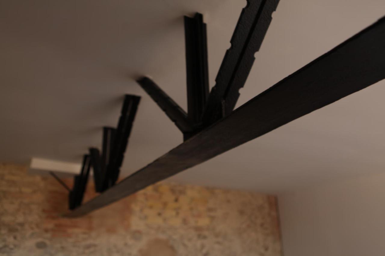 Apartamentos Bocairenthomes, En Pleno Centro De Bocairent, Con Pequena Piscina Y Parking Privado Eksteriør billede