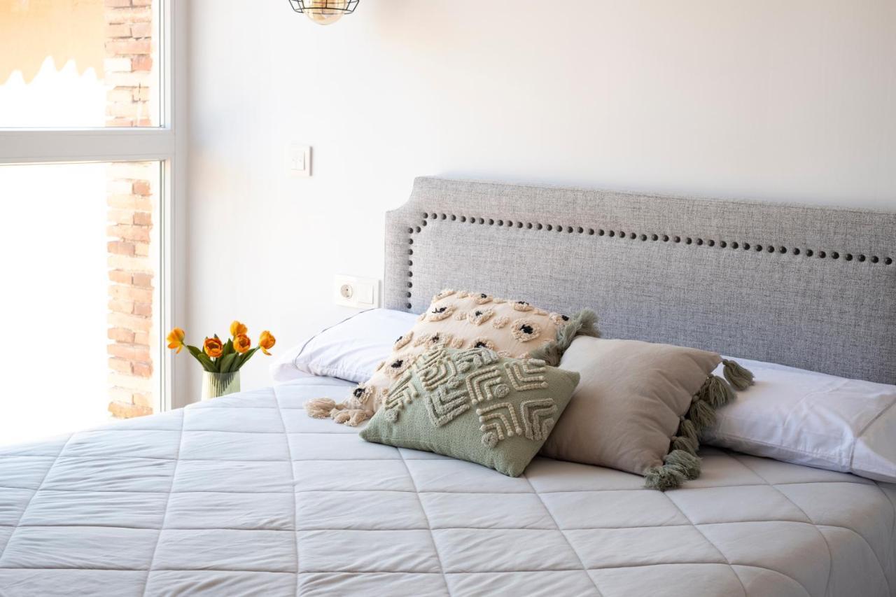 Apartamentos Bocairenthomes, En Pleno Centro De Bocairent, Con Pequena Piscina Y Parking Privado Eksteriør billede