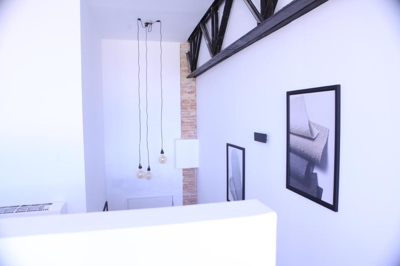 Apartamentos Bocairenthomes, En Pleno Centro De Bocairent, Con Pequena Piscina Y Parking Privado Eksteriør billede