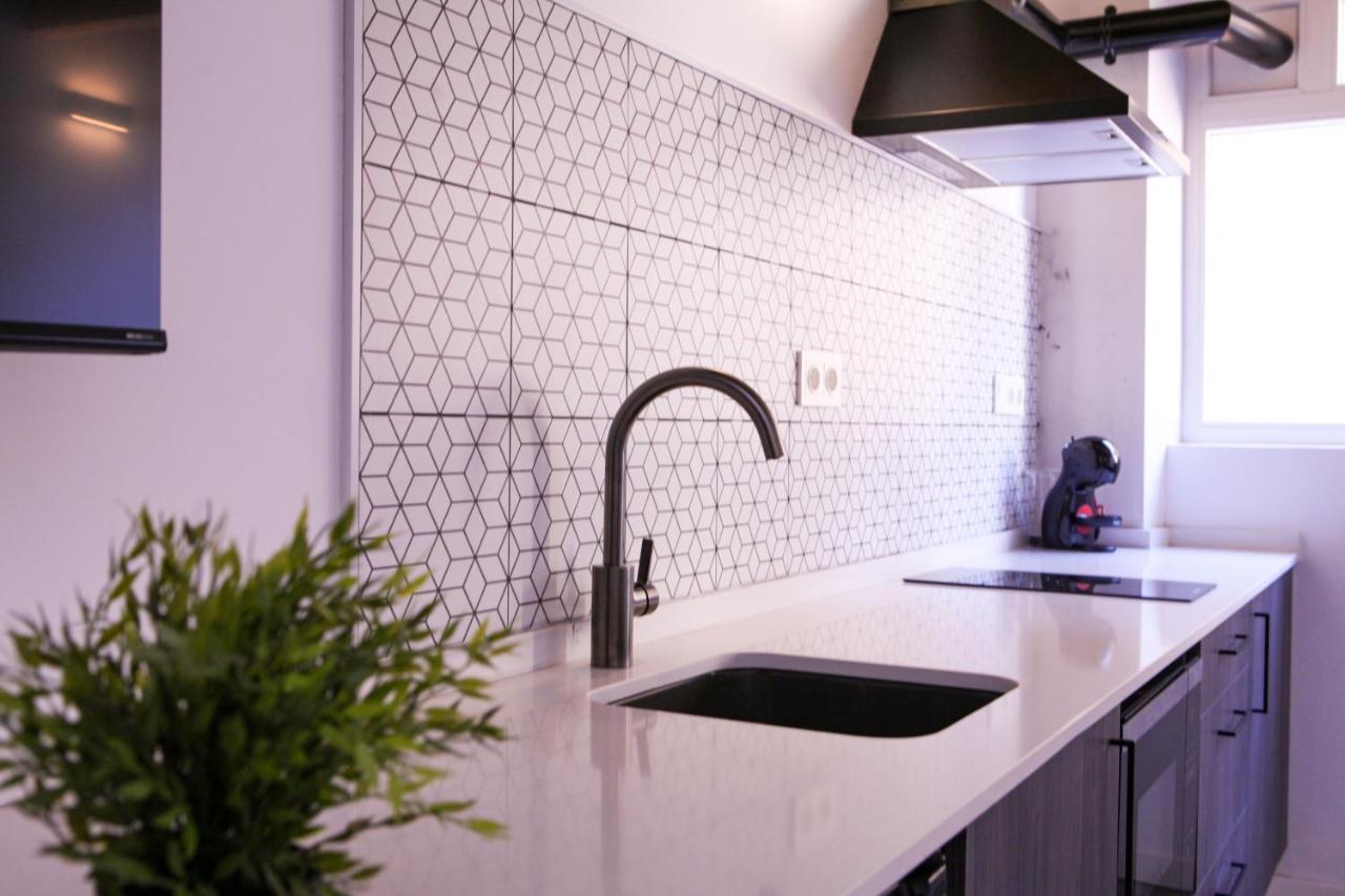 Apartamentos Bocairenthomes, En Pleno Centro De Bocairent, Con Pequena Piscina Y Parking Privado Eksteriør billede