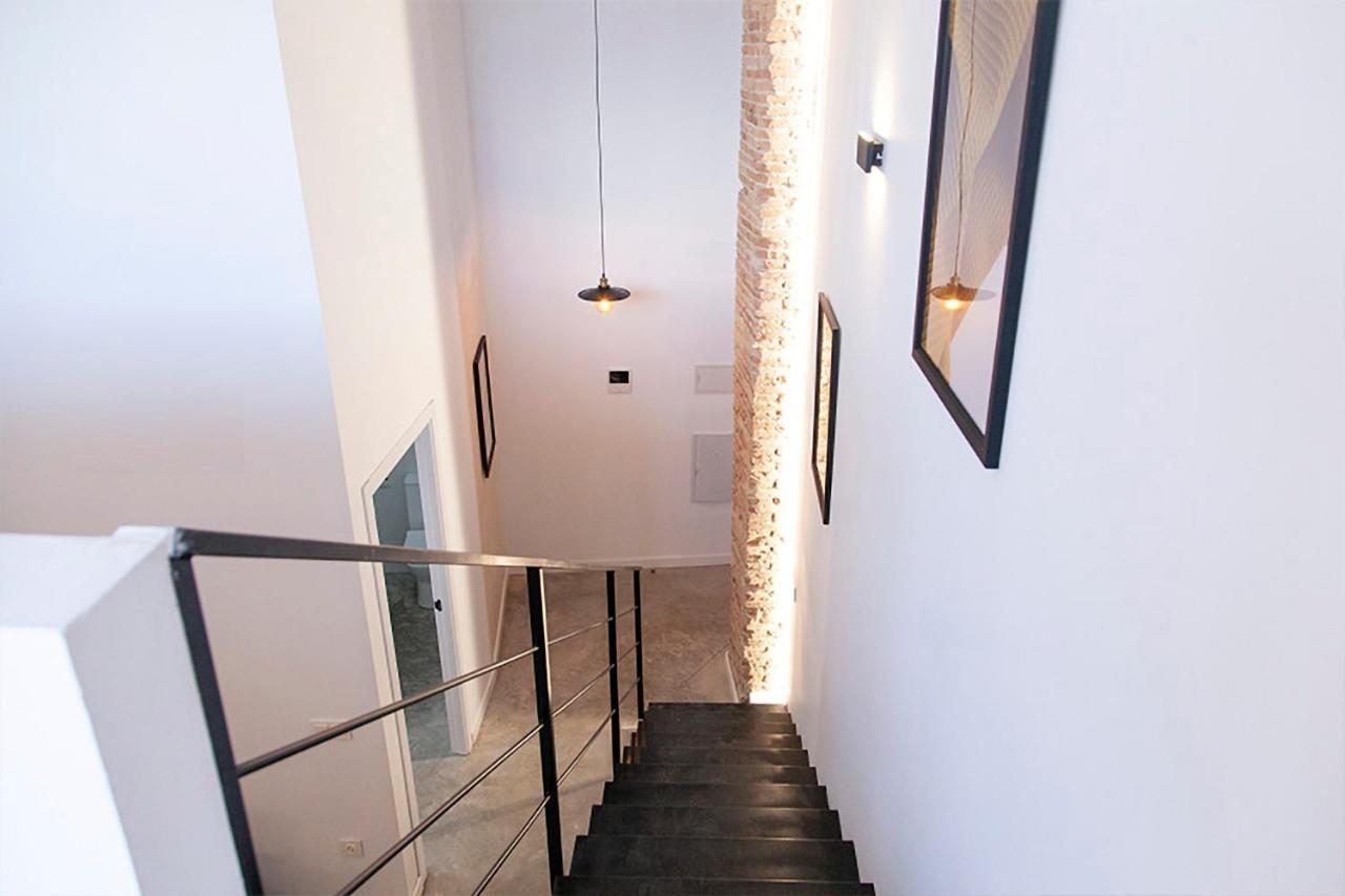 Apartamentos Bocairenthomes, En Pleno Centro De Bocairent, Con Pequena Piscina Y Parking Privado Eksteriør billede