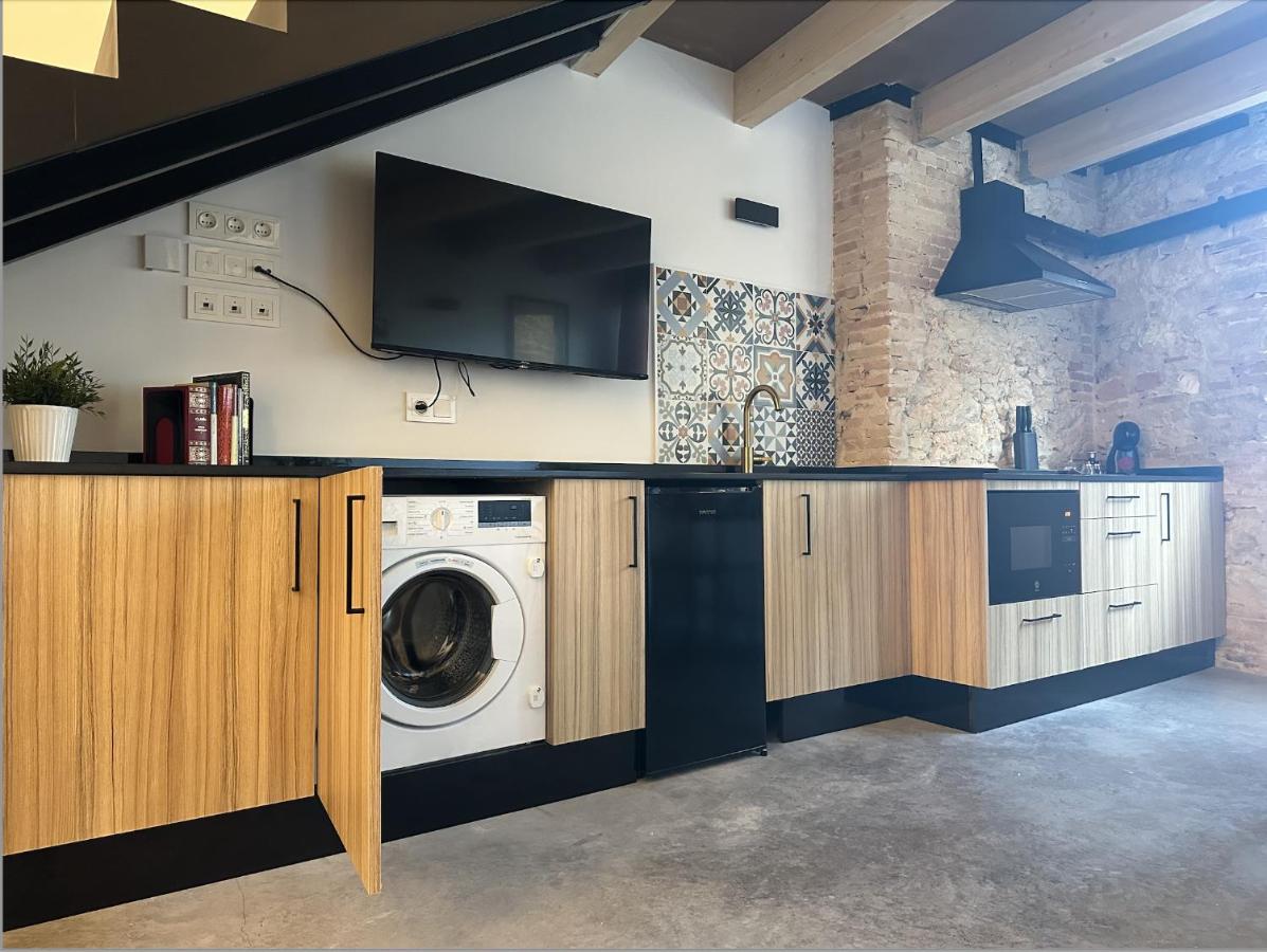 Apartamentos Bocairenthomes, En Pleno Centro De Bocairent, Con Pequena Piscina Y Parking Privado Eksteriør billede
